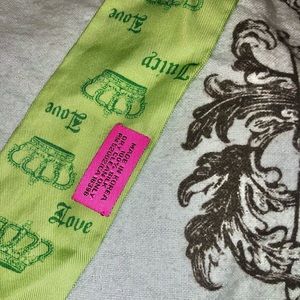 Vintage JUICY Couture 100% silk twilly scarf 💚💚💚 #00s #vintage